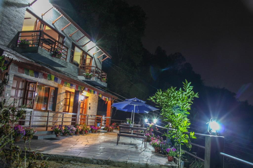 Hotel Tourist Residency Покхара Экстерьер фото