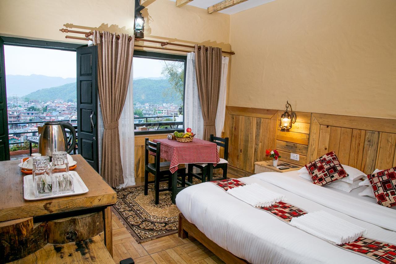 Hotel Tourist Residency Покхара Экстерьер фото